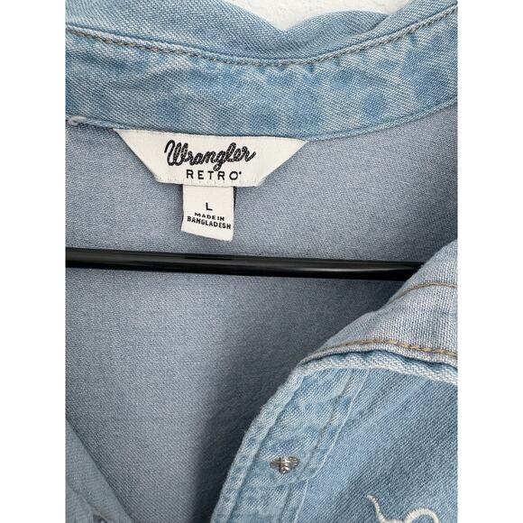 Wrangler Light Blue Western Embroidered Blouse - Picture 7 of 8